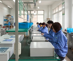 生產(chǎn)車(chē)間